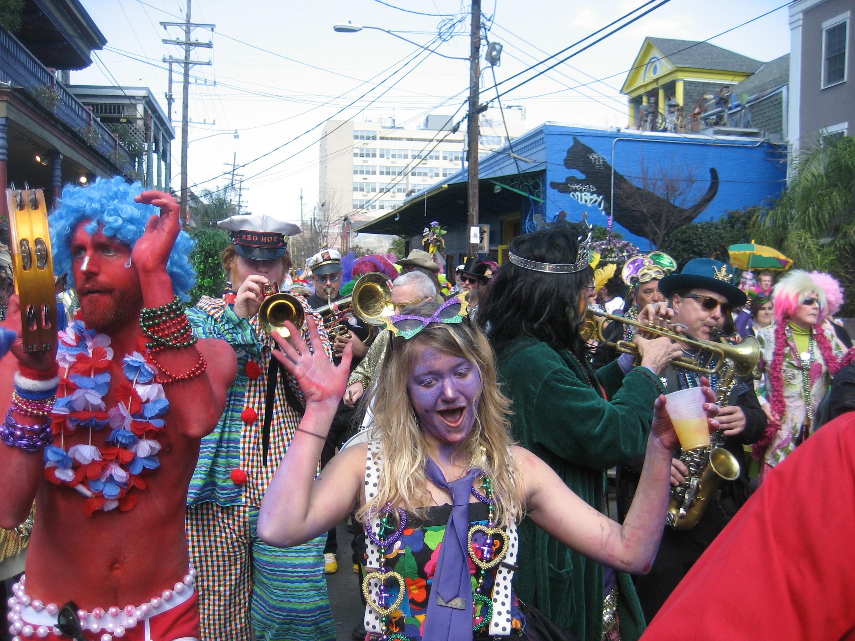 Tips for Hosting a Memorable Mardi Gras Game Night